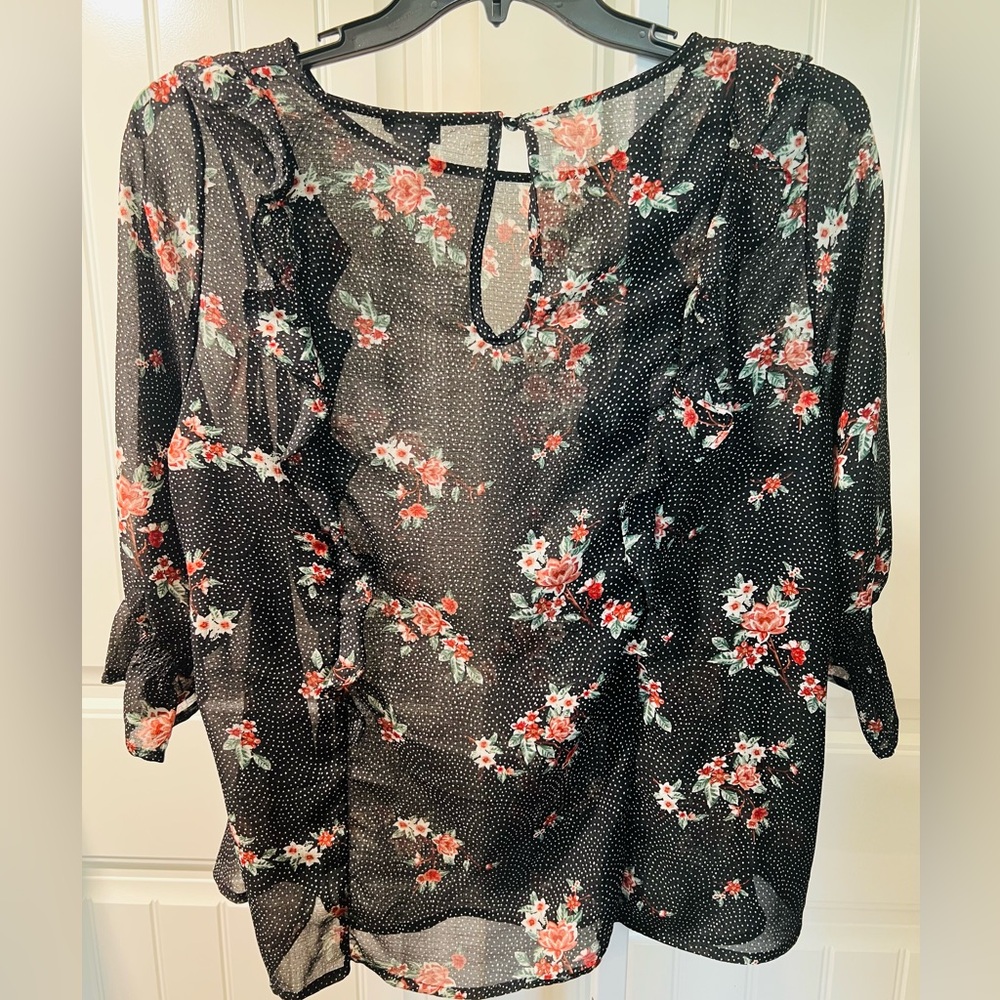 Torrid Ruffled Floral Blouse - Picture 6 of 11